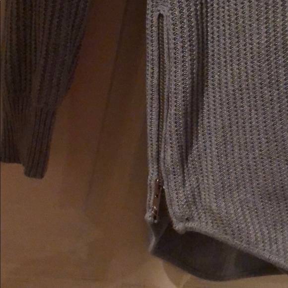 UNIF urban outfitters sweater - Picture 3 of 7